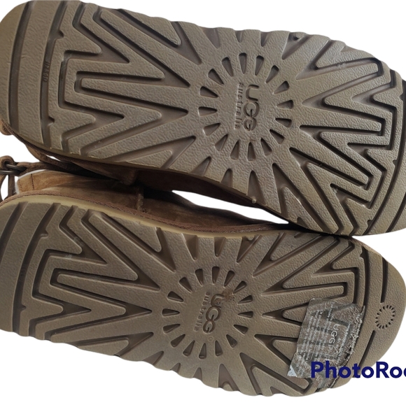 UGG - Picture 4 of 5
